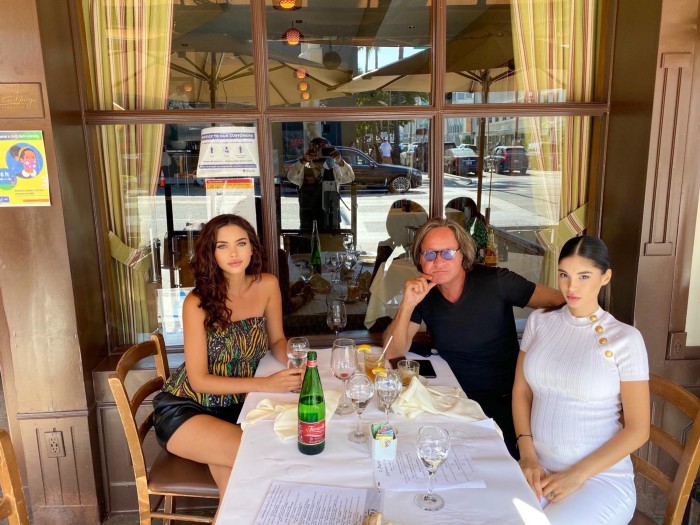 IL PASTAIO uploaded a picture of Mohammed Hadid on a possible date with actress and businesswoman Olivia Molina