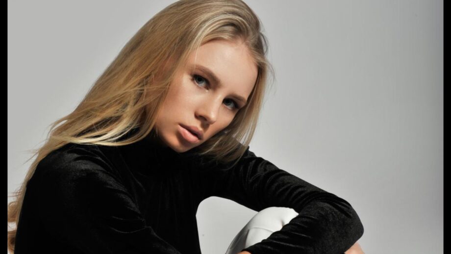 Here’s How Supermodel Maren Tschinkel Stays On Top Of Her Game 