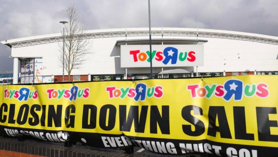 In the U.S. are shut for acceptable, Toys R Us’ last 2 stores
