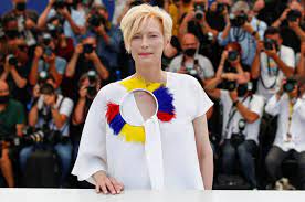 Chien film celebration: Tilda Swinton’s canines win canine honor at Cannes