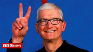 Apple CEO Tim Cook gets $750m payout