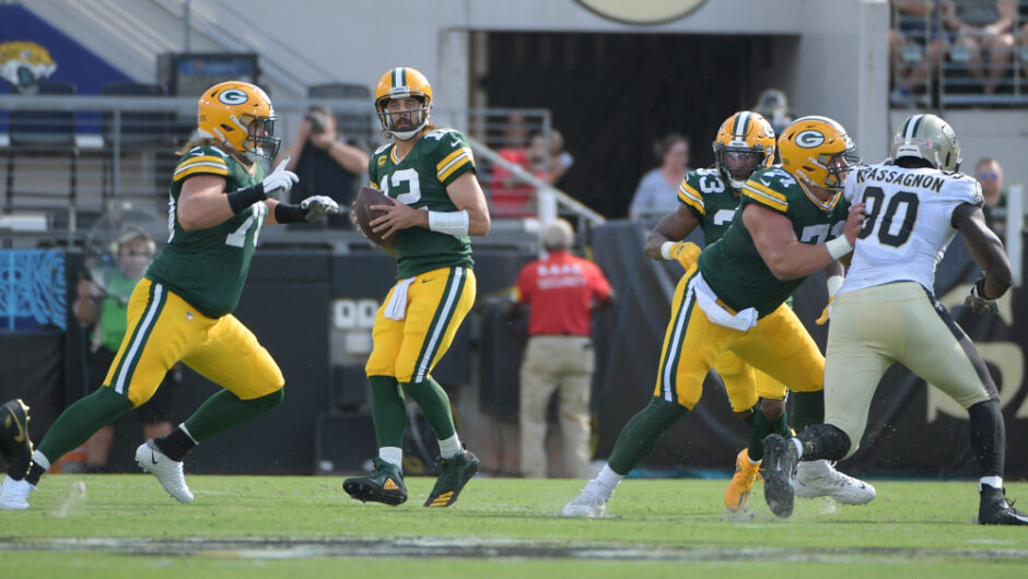 Aaron Rodgers trusts Packers hostile line played ‘really well’ in Week 1