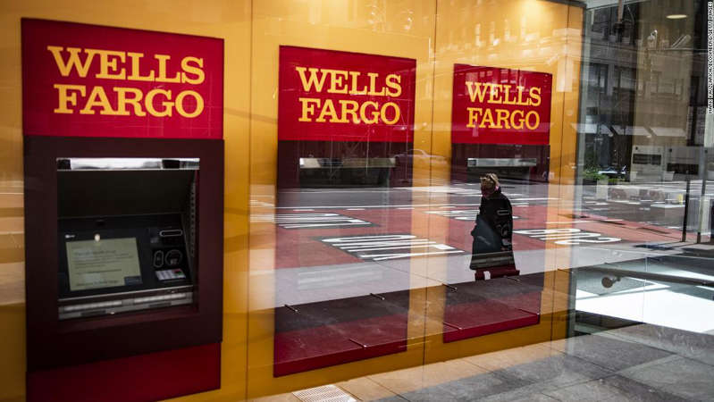 American controllers to Wells to Fargo: This is unsatisfactory