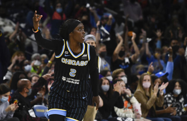 Kahleah Copper wrecks Mercury, drives Sky to one win from first WNBA championship