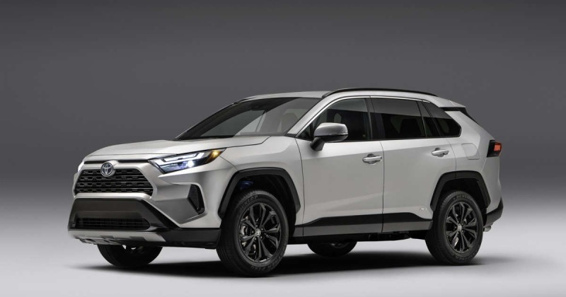 Toyota RAV4 refreshes for 2022, presents new SE Hybrid trim