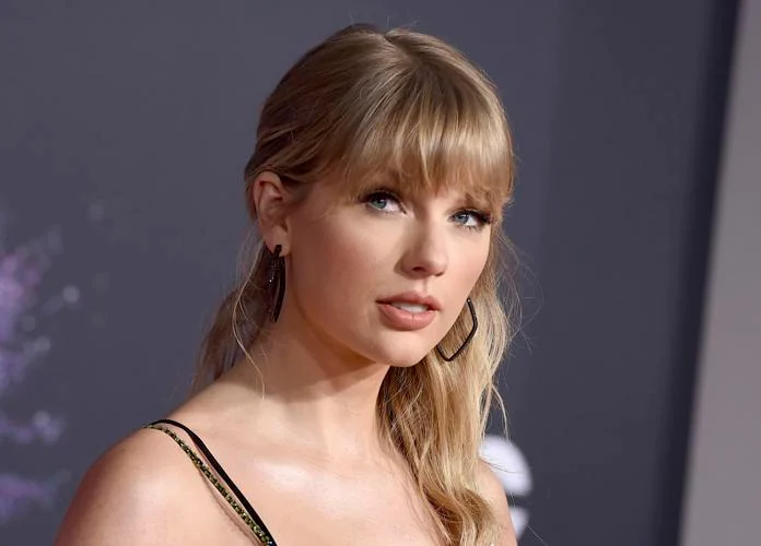 Taylor Swift declares second Denver stadium concert