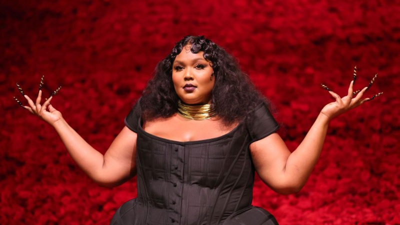 Lizzo to perform at Milwaukee’s Fiserv Forum