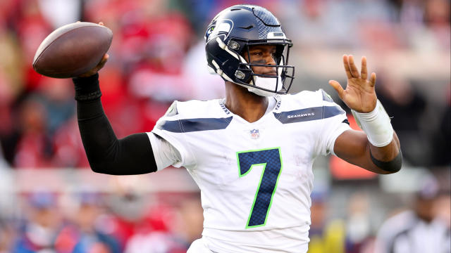 Seahawks sign Geno Smith to a $105 million, three-year deal