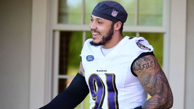 DE Shane Ray joins the Bison Bills after being out of the NFL since 2019