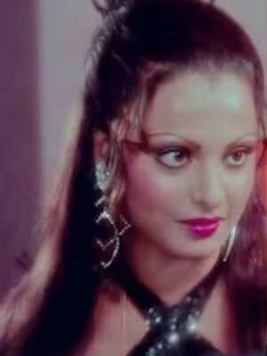 It Turned Out To Be A Huge Ego Clash In This 1976 Bollywood Film With 8 Stars