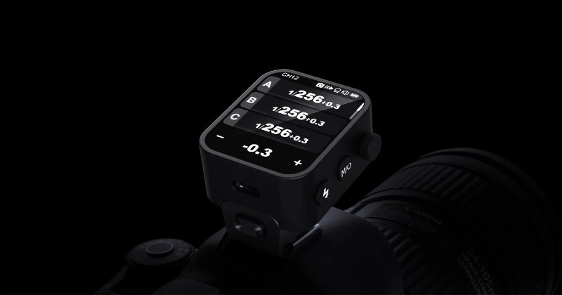 A tiny flash trigger with a touchscreen is called the Godox Xnano
