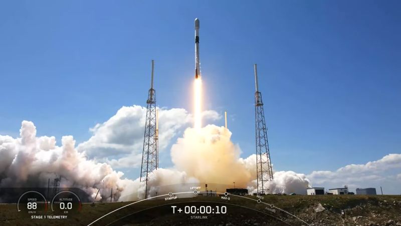Space Coast-based Starlink satellites and a Falcon 9 rocket are launched by SpaceX