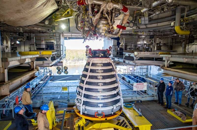 NASA to Persist in Testing New Artemis Moon Rocket Motors