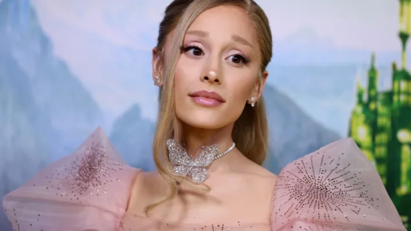 Ariana Grande Announces New Album ‘Petal’ Release Date